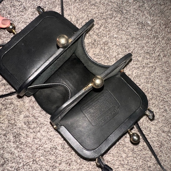 Vintage COACH Bonnie Cashin Double Header Kisslock Swinger - Picture 4 of 6